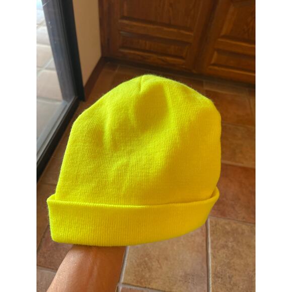 NEFF neon yellow beanie - Picture 2 of 3